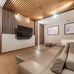 P R A T U M 26 Apartment