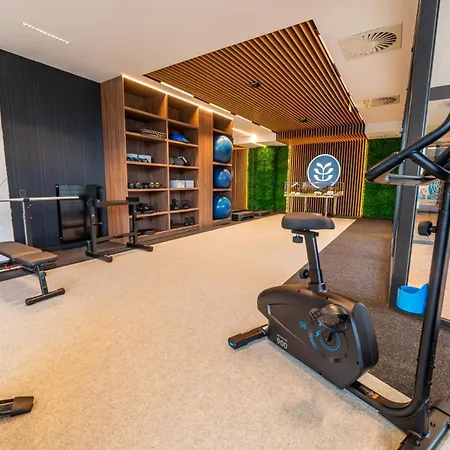 P R A T U M 26 Apartment *